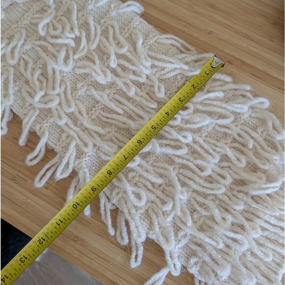 H&M Light Beige Yarn Loop Knit Long Sleeve Short Sweater, size M - Picture 7 of 7